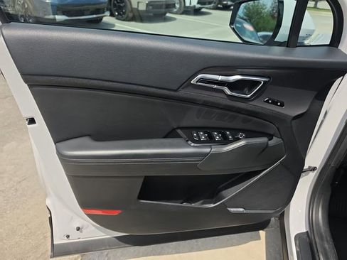 Certified 2023 Kia Sportage SX FWD image 17