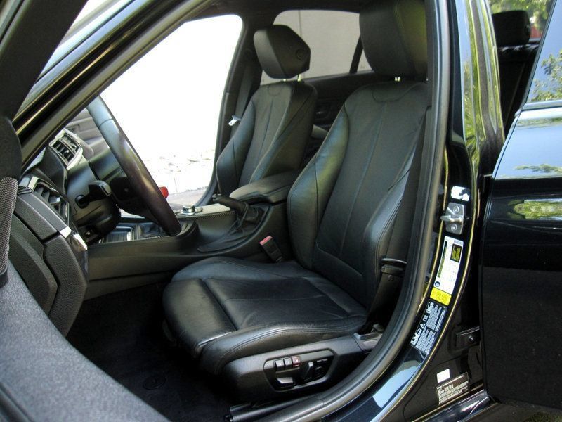 Used 2013 BMW 335i xDrive Sedan AWD/4WD image 25