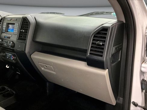 Used 2016 Ford F150 XL w/ Equipment Group 101A Mid image 27