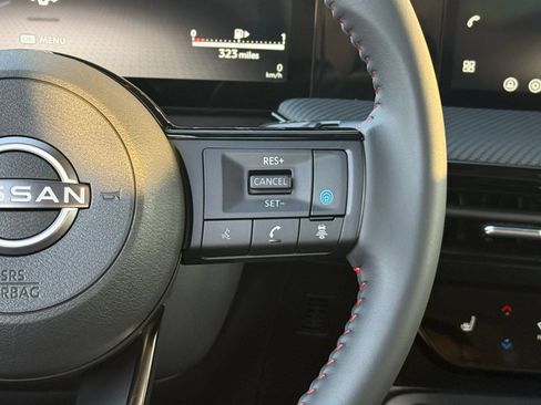 Used 2026 Nissan Kicks SR w/ Cold Weather Package AWD/4WD image 29