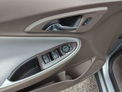 Used 2024 Chevrolet Malibu LT FWD image 18