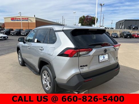 New 2025 Toyota RAV4 XLE image 7