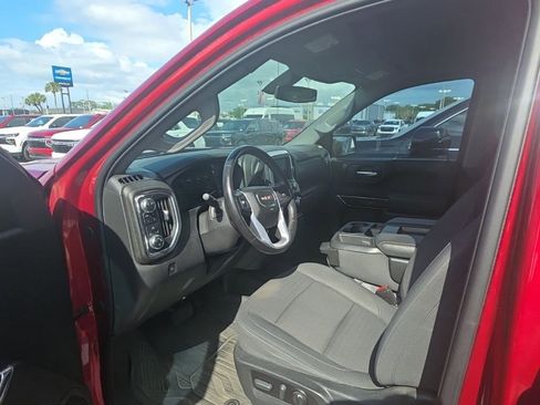 Used 2021 GMC Sierra 1500 SLE w/ X31 Off-Road Package image 7