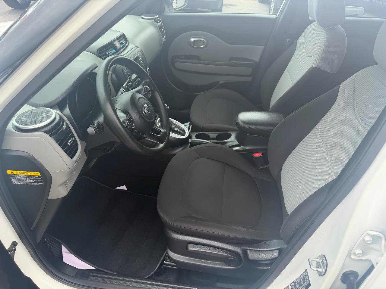 Used 2016 Kia Soul FWD image 10