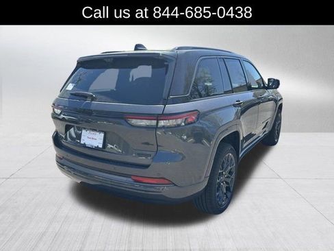 New 2026 Jeep Grand Cherokee Summit AWD/4WD image 5