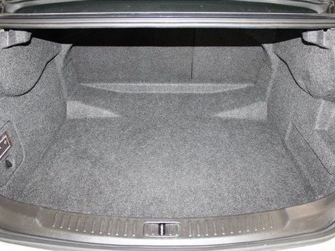 Used 2016 Chevrolet Malibu LTZ image 23