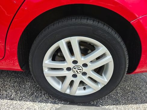 Used 2014 Volkswagen Jetta TDI FWD image 31