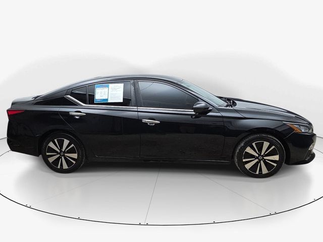 Used 2022 Nissan Altima 2.5 SV FWD image 3