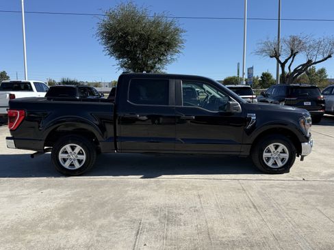 Used 2023 Ford F150 XLT image 3