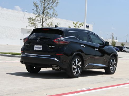 Used 2024 Nissan Murano SL AWD/4WD image 9