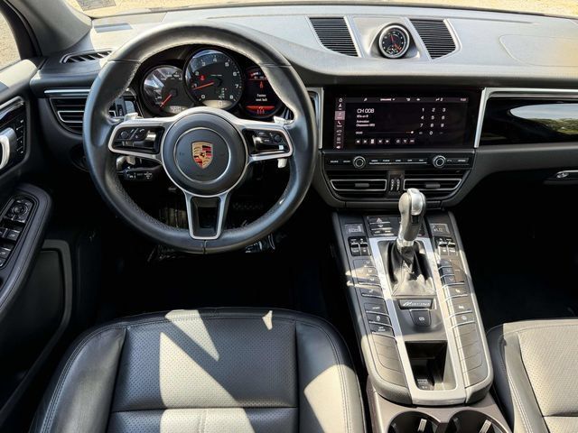 Used 2021 Porsche Macan AWD/4WD image 4