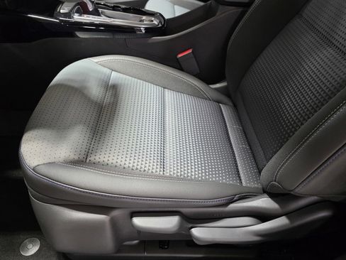 New 2026 Chevrolet Trax LT image 23