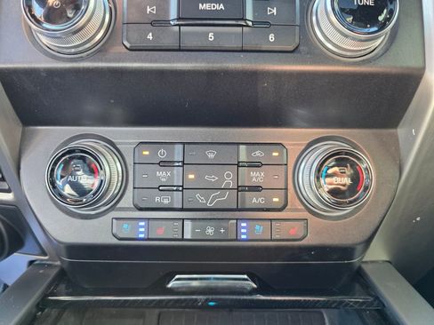 Used 2020 Ford F250 Platinum w/ FX4 Off-Road Package AWD/4WD image 18