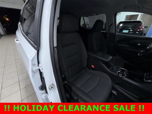 Used 2023 GMC Terrain SLE image 16