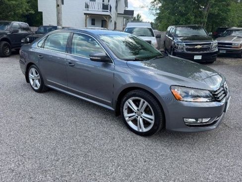 Used 2012 Volkswagen Passat TDI SEL Premium FWD image 7
