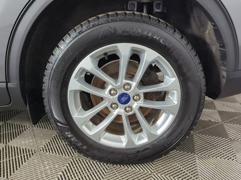 Used 2022 Ford Escape SE w/ Cold Weather Package image 9