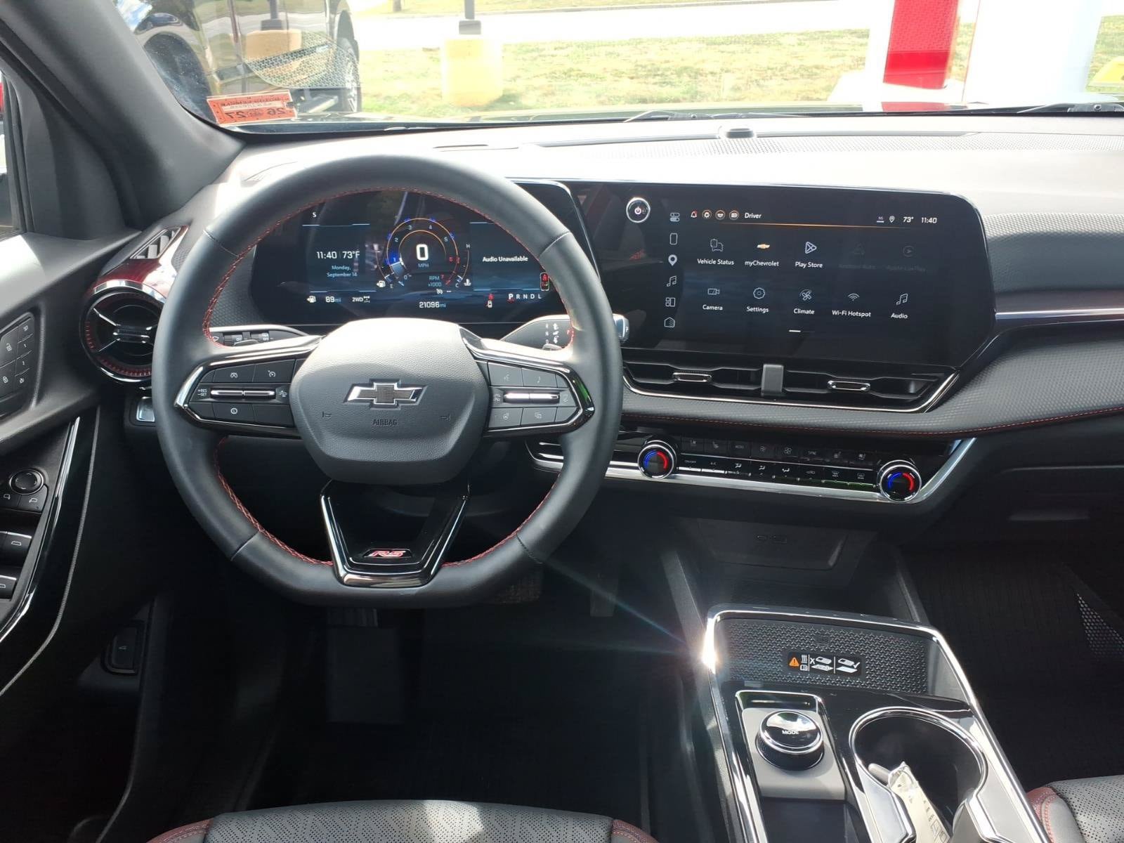 Used 2026 Chevrolet Equinox RS w/ Convenience Package III AWD/4WD image 9