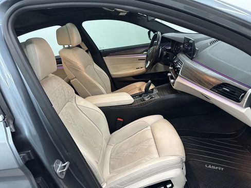 Used 2018 BMW 530e w/ Premium Package 2 image 25