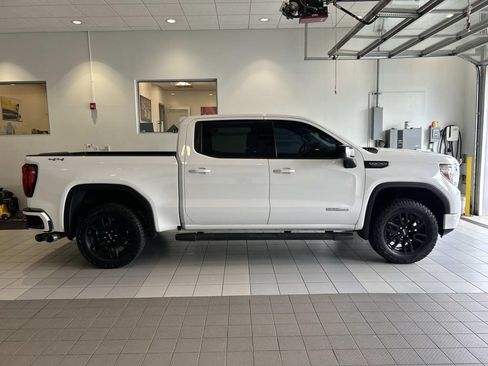 Certified 2020 GMC Sierra 1500 Elevation w/ Elevation Value Package AWD/4WD image 2