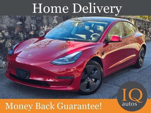 Used 2023 Tesla Model 3 Standard Range image 1