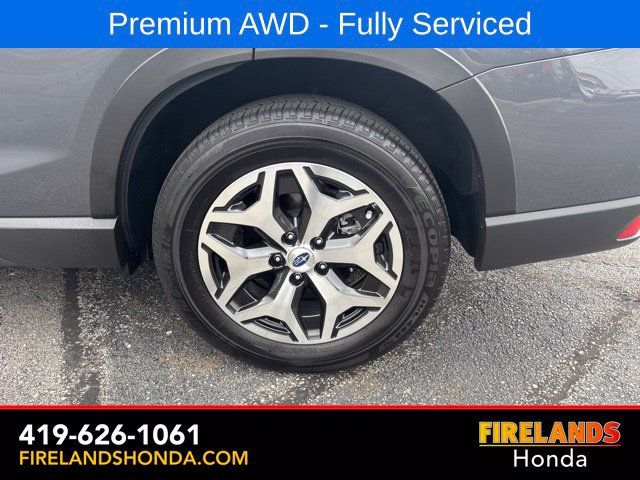 Used 2024 Subaru Forester Premium AWD/4WD image 14