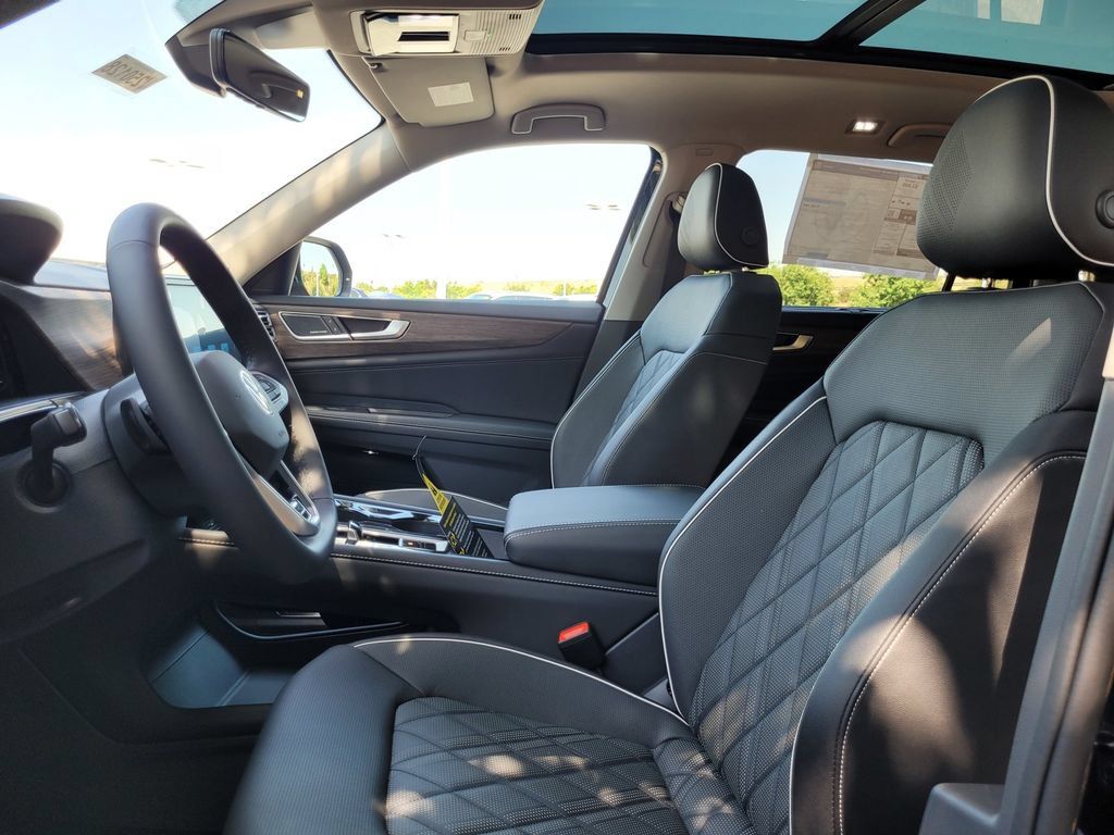 New 2025 Volkswagen Atlas SEL Premium R-Line AWD/4WD image 11