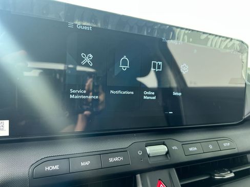 New 2025 Kia K4 LXS image 24