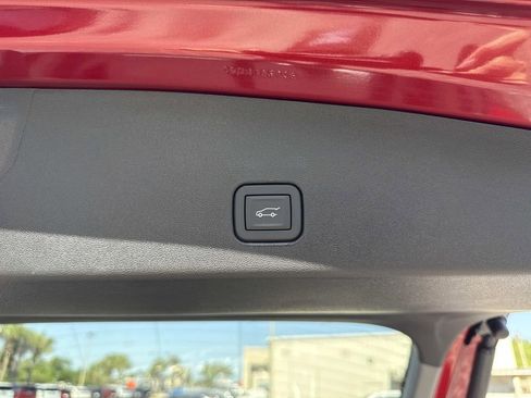 New 2026 Cadillac Optiq Luxury 2 AWD/4WD image 12