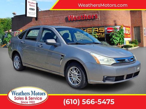 Used 2008 Ford Focus SE FWD image 1