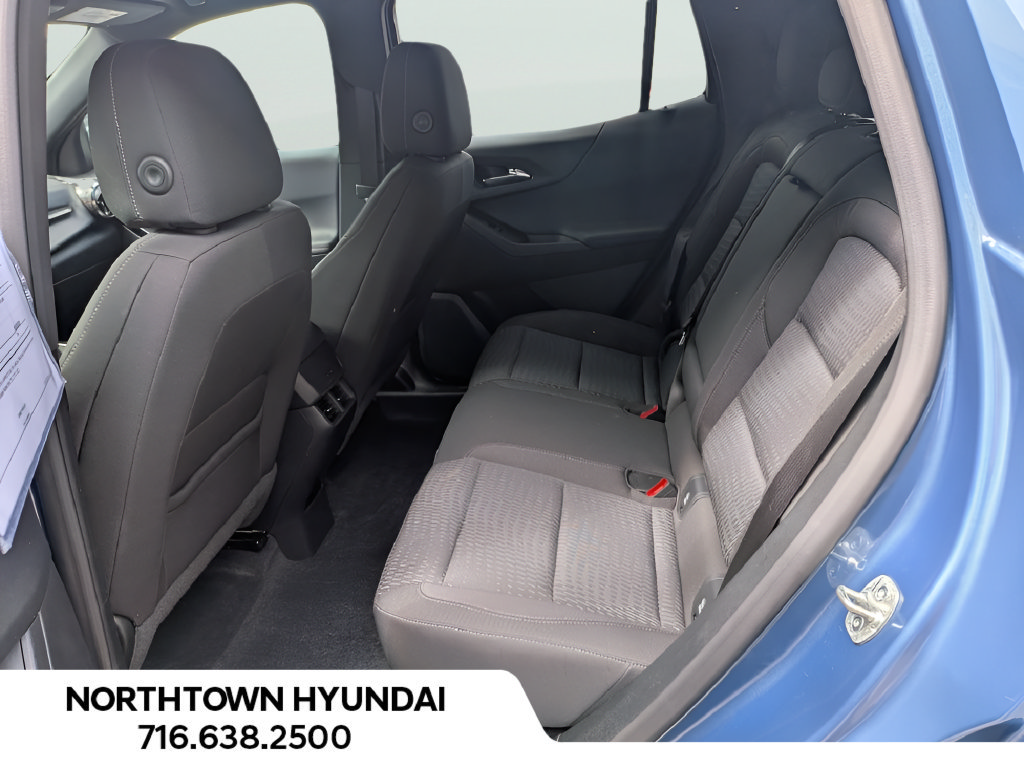 Used 2025 Chevrolet Equinox LT w/ Safety and Technology Package AWD/4WD image 30