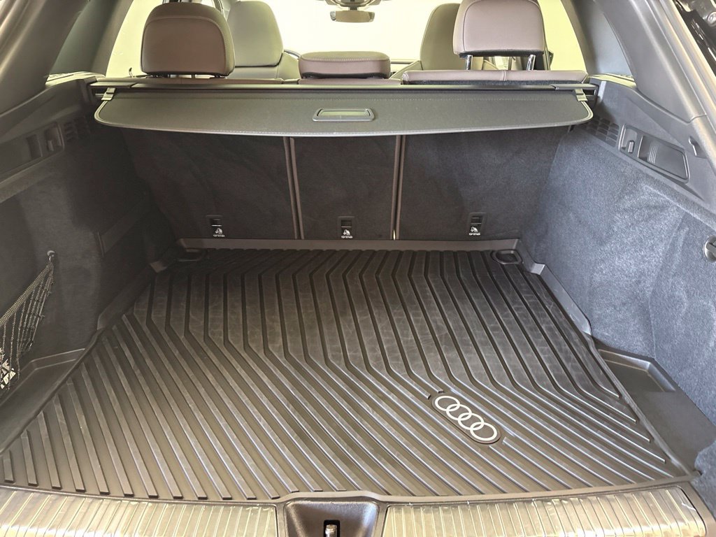 Used 2025 Audi Q5 Premium AWD/4WD image 24