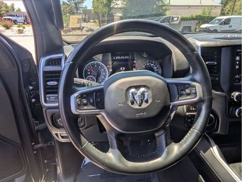 Used 2023 RAM 1500 Big Horn AWD/4WD image 28
