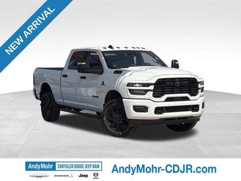 Used 2025 RAM 2500 Big Horn AWD/4WD image 1
