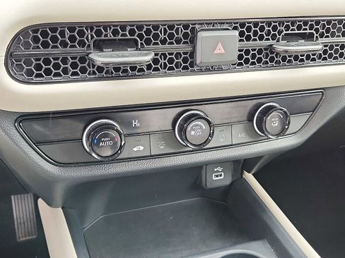 Certified 2023 Honda HR-V LX image 15
