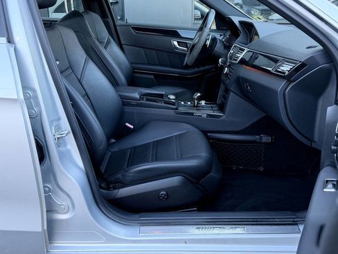 Used 2010 Mercedes-Benz E 63 AMG Sedan image 17