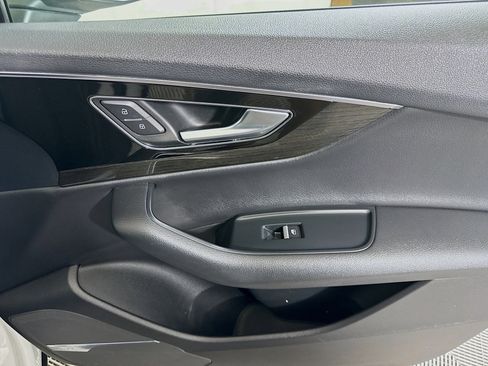 Used 2018 Audi Q7 3.0T Prestige w/ Prestige Package image 31