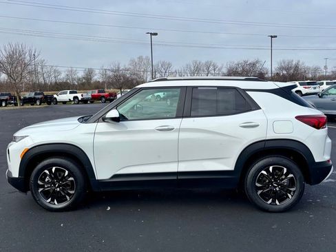 Used 2023 Chevrolet TrailBlazer LT w/ Convenience Package image 4