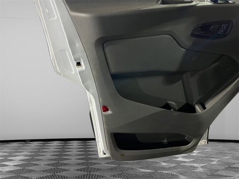 Used 2023 Ford Transit 350 XL image 18