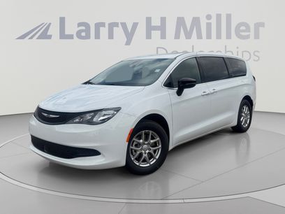 New 2026 Chrysler Voyager LX