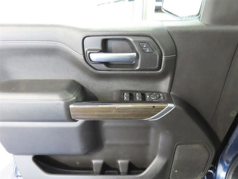 Used 2020 Chevrolet Silverado 1500 RST w/ All-Star Edition image 11