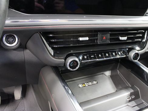 Used 2025 Chevrolet Tahoe RST image 60