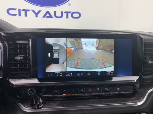 Used 2023 Chevrolet Silverado 1500 LTZ w/ LTZ Convenience Package II AWD/4WD image 24