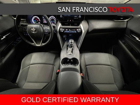 Certified 2022 Toyota Venza LE image 23