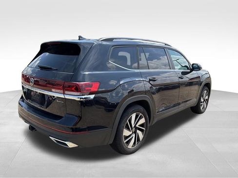 Used 2026 Volkswagen Atlas SE AWD/4WD image 5