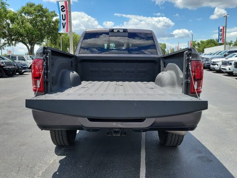 Used 2025 RAM 2500 Limited AWD/4WD image 10