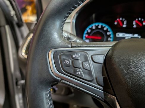 Used 2018 Chevrolet Equinox LT image 20