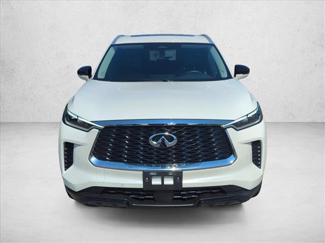 Used 2025 INFINITI QX60 Luxe AWD/4WD image 2