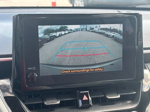 Used 2023 Toyota Corolla Cross L AWD/4WD image 23