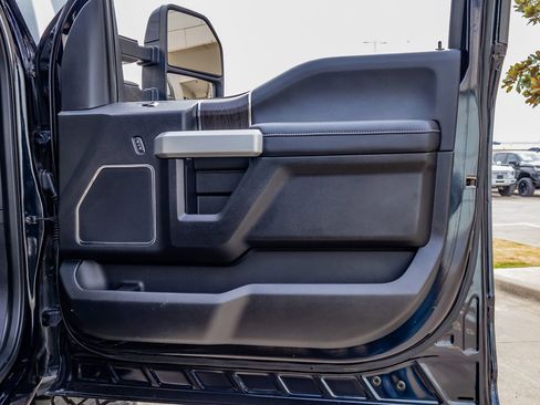 Used 2021 Ford F250 Lariat w/ Lariat Ultimate Package image 36