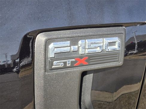 Certified 2022 Ford F150 XL w/ STX Appearance Package image 9